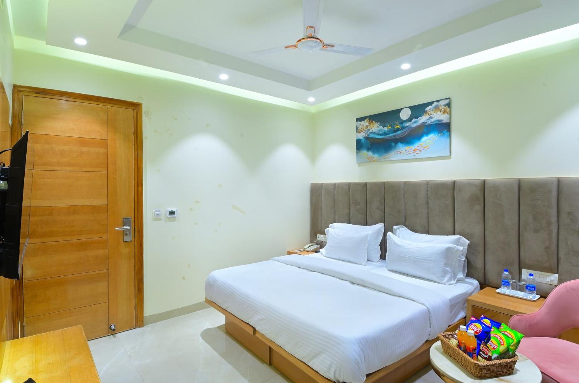 Hotel Shandon-2 Mins From Connaught Place Yeni Delhi Dış mekan fotoğraf