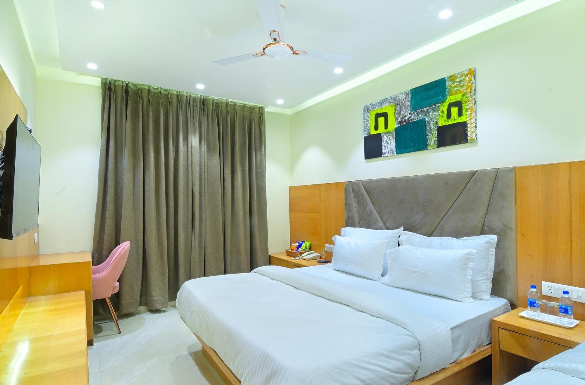 Hotel Shandon-2 Mins From Connaught Place Yeni Delhi Dış mekan fotoğraf