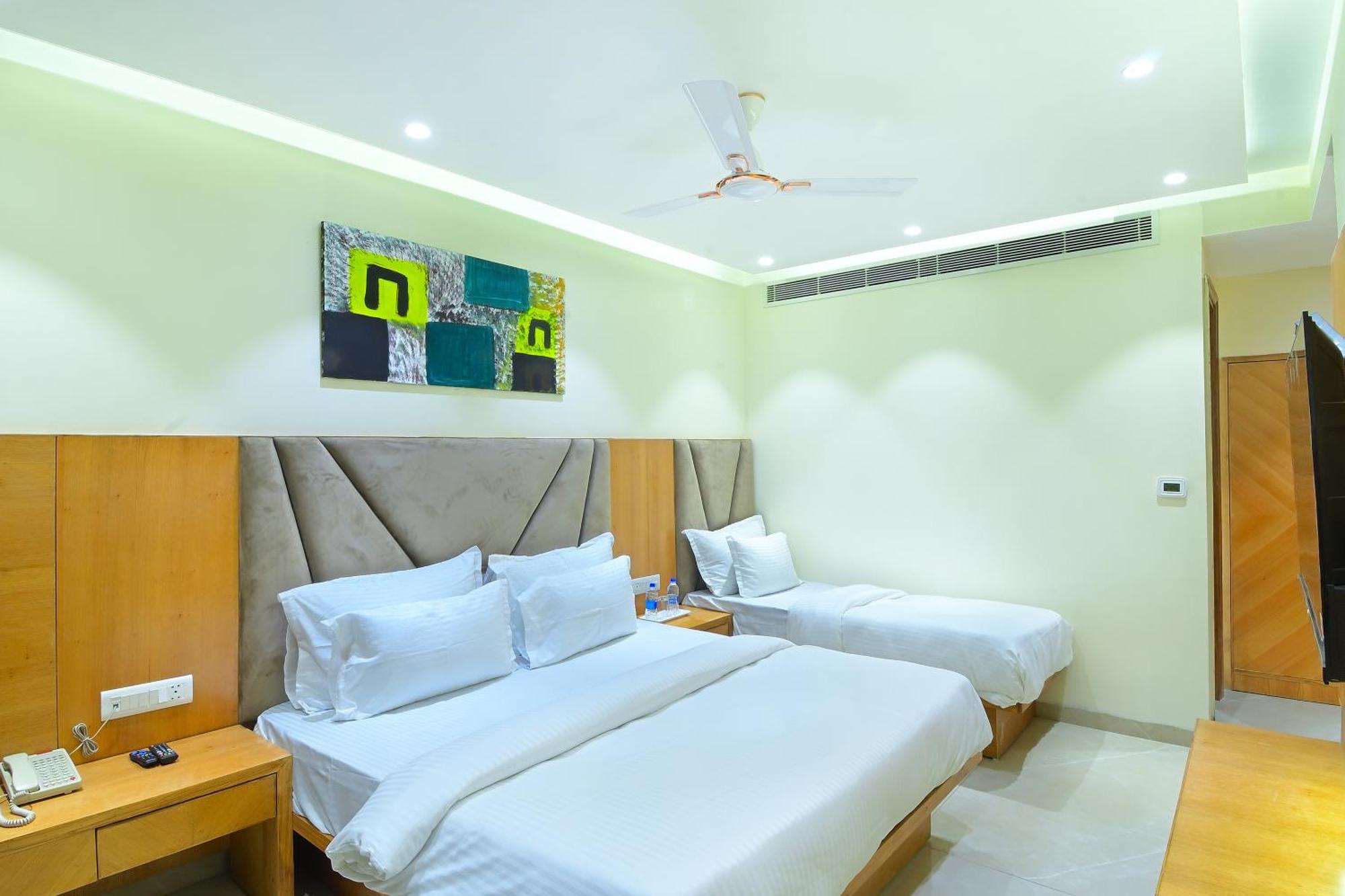 Hotel Shandon-2 Mins From Connaught Place Yeni Delhi Dış mekan fotoğraf
